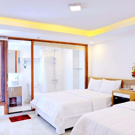 New Century Hotel На Транг Екстериор снимка